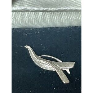 Vintage Silver Tone Bird Pin Brooch 1.25" Metal Made in USA New in Gift Box Vtg